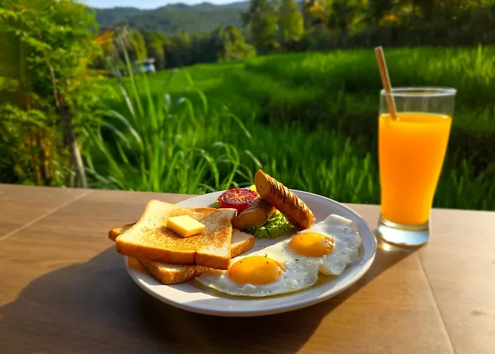 ベッド・アンド・ブレックファスト Umaku Bali Munduk